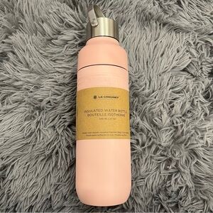 BNWT Le Creuset On The Go Dual-Opening Isothermal Bottle 500ml Shell Pink
